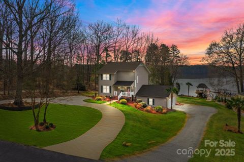 520 Mainsail Road sold home in Anchor Downs, Salisbury, NC