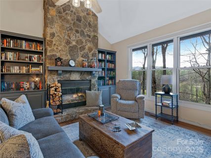 134 Racquet Club Villas Drive