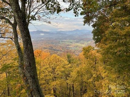 74 Olympia Lane sold home in Smoky Mountain Sanctuary, Waynesville, NC