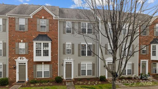 15662 King Louis Court sold home in Kingsley, Charlotte, NC