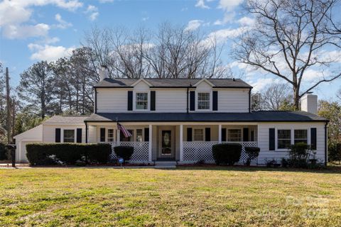 1201 Edgefield Avenue sold home in Hillcrest, Gastonia, NC