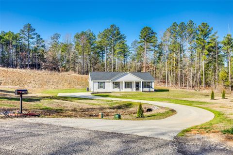 1076 Westminster Drive sold home in Cloisters, Lancaster, SC