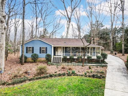 2400 Whirlaway Court sold home in Windrow Estates, Matthews, NC
