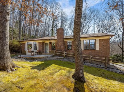 605 Goldview Drive