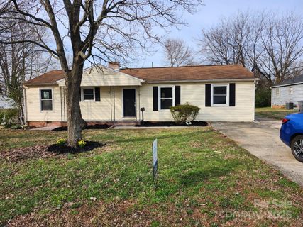 2908 Bellaire Drive