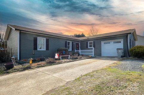 803 Southside Court sold home in Southside Terrace, Lenoir, NC