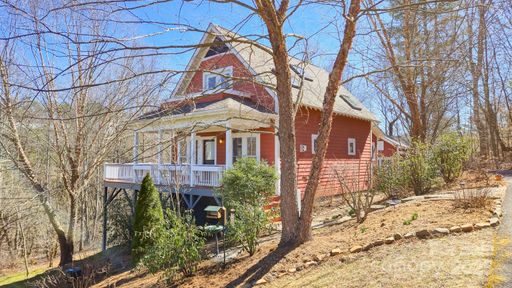 20 Spicebush Lane sold home in Spicewood Hills, Weaverville, NC