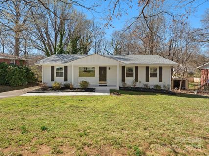724 Merridale Drive sold home in Westwood, Charlotte, NC