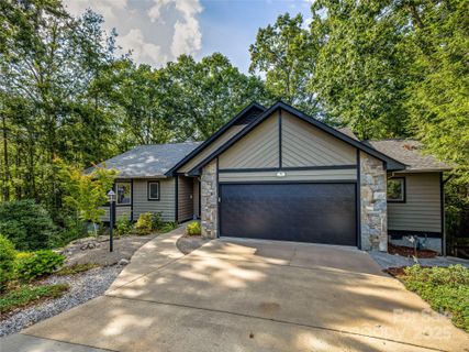 16 Josie Lane sold home in Village Of Country Creek, Asheville, NC