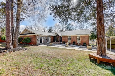7201 Cedarfield Road sold home in Lakeland Hills, Charlotte, NC
