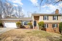7300 Falkirk Place sold home in Charlotte, SC