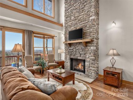 330 Vista Drive sold home in Wolf Ridge, Mars Hill, NC