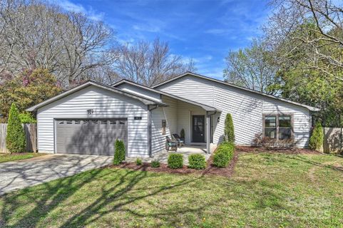 3612 Bon Rea Drive sold home in Cedar Woods, Charlotte, NC
