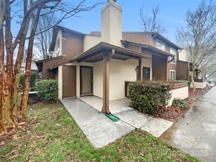 7340 Winery Lane