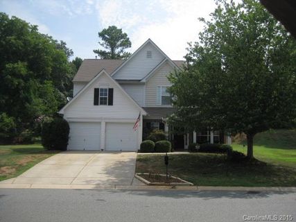 105 Meandering Way Lane