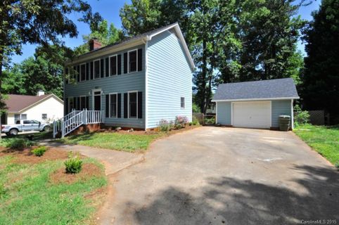 927 Pine Knoll Road