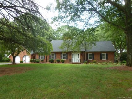 3028 Wilkesboro Highway sold home in Trinity Acres, Statesville, NC
