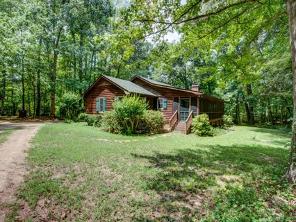219 Larkfield Drive sold home in Weddington Estates, Waxhaw, NC