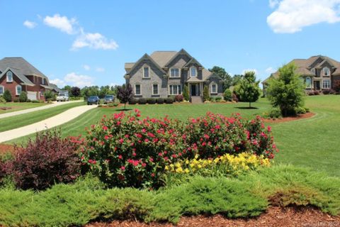 6101 Bickett Ridge Drive 29