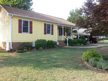 3596 Farm Lake Drive