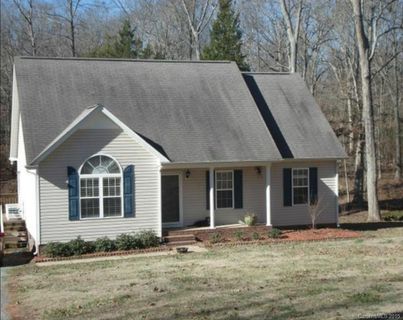 805 White Oaks Circle
