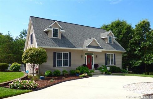 925 36th Avenue sold home in Laramie Bay, Hickory, NC