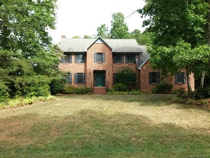 8161 Camelia Lane