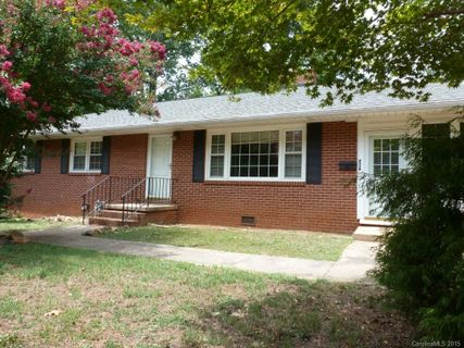216 Dogwood Lane sold home in Dogwood Acres, Belmont, NC