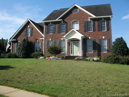 2611 Flagstone Court