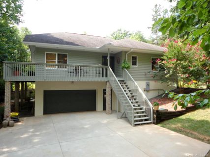1705 Sherwood Court