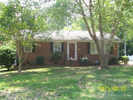 910 Dogwood Drive