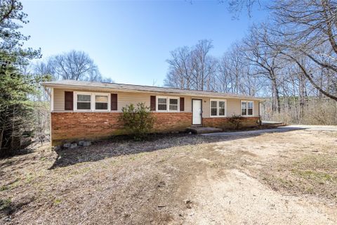 4211 Little Mountain Road sold home in Meadowbrook Acres, Gastonia, NC
