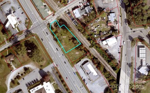 2412 Hendersonville Road