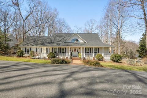 108 Bridlewood Trail sold home in Mills Pointe, Mills River, NC