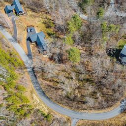 48 Wind Stone Drive