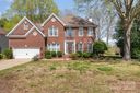 12723 Willingdon Road sold home in Huntersville, SC