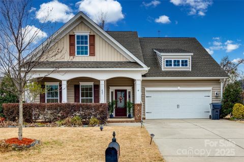423 Castlebury Court sold home in Tullamore, Clover, SC