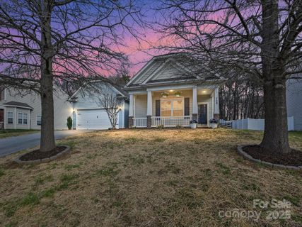 709 Yvonne Drive sold home in Yates Meadow, Concord, NC