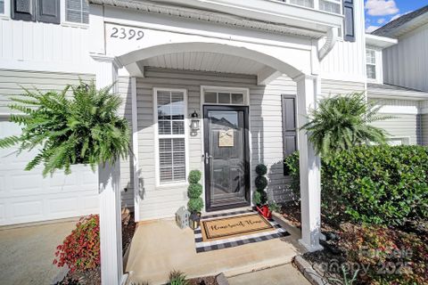2399 Woodridge Drive sold home in Glenridge, Fort Mill, SC