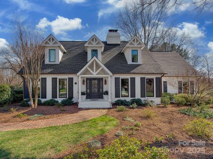 2326 Lathrop Lane sold home in Deering Oaks, Charlotte, NC