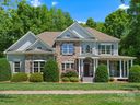 1708 Meadow Crest Court sold home in Matthews, SC
