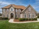 5501 Two Iron Drive sold home in Matthews, SC