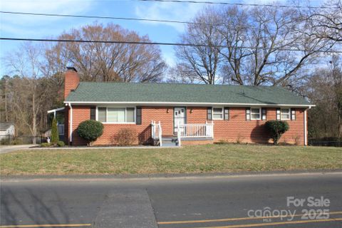 1060 Laurel Lane sold home in Laurel Commons, Gastonia, NC