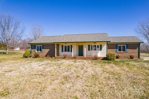 19 Harolds Court sold home in Pleasant Gardens, Taylorsville, NC