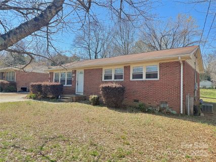 2210 Milton Road sold home in Prescott Village, Charlotte, NC