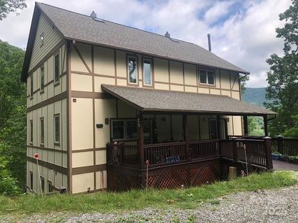 20 Lila Lane sold home in Mount Soma, Clyde, NC