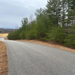 V L Lake Crest Drive