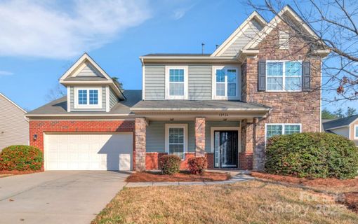 12724 Hunting Birds Lane sold home in Creekshire Estates, Charlotte, NC