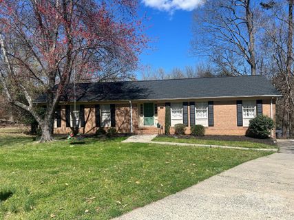 100 Chadmore Drive