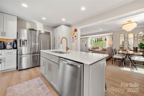 4820 Valley Stream Road